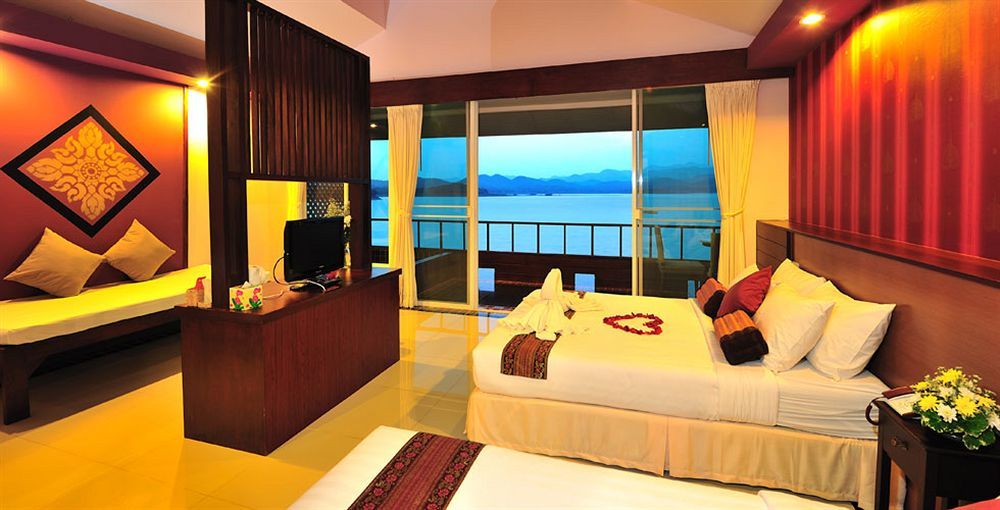 Resort Raya Buri Kanchanaburi 4*